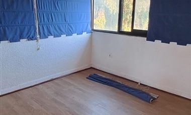 Casa en Arriendo en Los Abedules 800-900