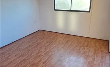 Casa en Arriendo en Los Abedules 800-900