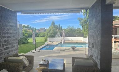 Casa en Venta en Capilla Esmeralda