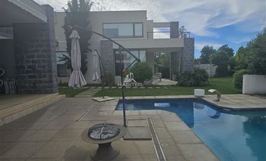 Casa en Venta en Capilla Esmeralda