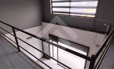 Local Comercial en Arriendo en Carmen 2206