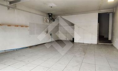 Local Comercial en Arriendo en Carmen 2206