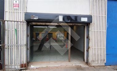 Local Comercial en Arriendo en Carmen 2206