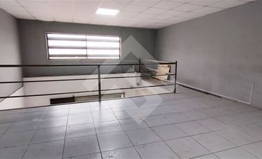 Local Comercial en Arriendo en Carmen 2206