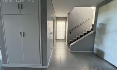 Casa en alquiler Barrio Castaños Nordelta pileta 4 habitaciones