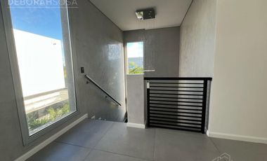 Casa en alquiler Barrio Castaños Nordelta pileta 4 habitaciones