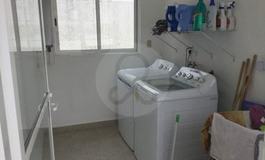 Casa en condominio en venta en Lomas Hipódromo