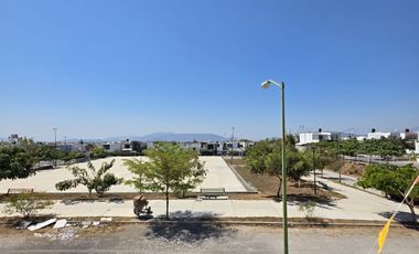 CASA DE 3 NIVELES CON ROOF TOP, 3 RECÁMARAS, 2.5 BAÑOS