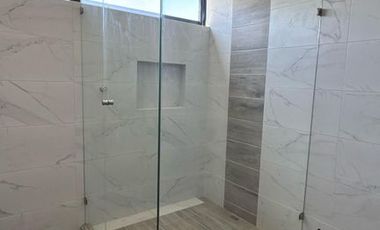CASA EN VENTA EN SOLARES