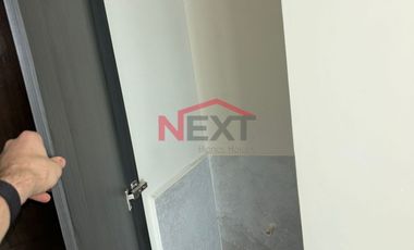 RENTA DE OFICINA EN DISTRITO V 6B BUEN PUNTO DE LA CIUDAD