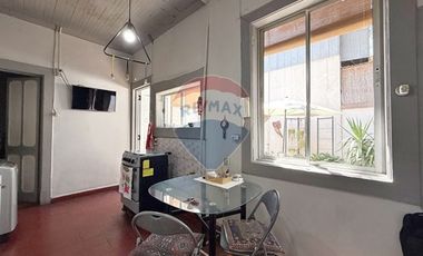 Vive y Rentabiliza! 2 casas, pasos metro Cumming