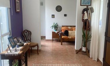 VENTA CASA 4 AMB. LOTE 824 mts LAS CONDES PILAR