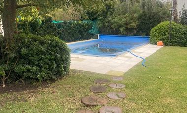 VENTA CASA 4 AMB. LOTE 824 mts LAS CONDES PILAR