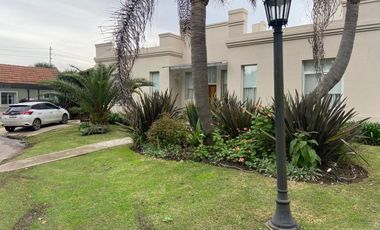 VENTA CASA 4 AMB. LOTE 824 mts LAS CONDES PILAR
