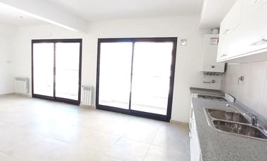Departamento en torre nueva Avellaneda con balcon y parrilla