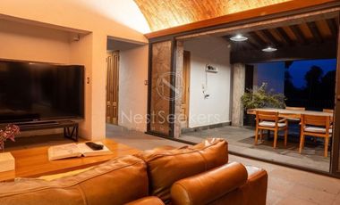 Casa en venta a unos minutos de Rancho Avándaro