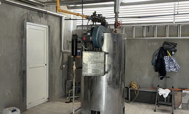 EDIFICIO COMERCIAL OPERANDO EN VENTA EN CENTRO DE APODACA