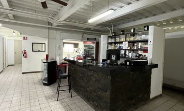 EDIFICIO COMERCIAL OPERANDO EN VENTA EN CENTRO DE APODACA