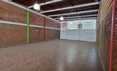 SALON DE FIESTAS EN VENTA EN SATELITE