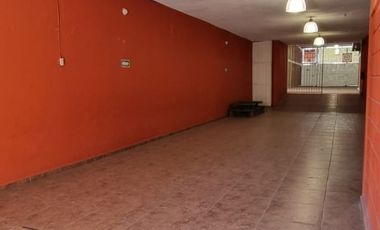 SALON DE FIESTAS EN VENTA EN SATELITE