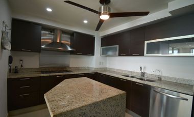 IMPRESIONANTE PENTHOUSE FRENTE AL MAR CON VISTAS AL CARIBE