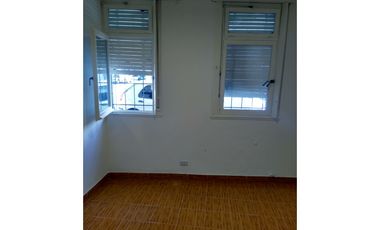 ALQUILER   PALERMO SIN EXPENSAS   2 AMBIENTES P.B . S DE BUSTAMANTE 900  SOL PATIO 48 M2  SIN MASCOTAS  SIN NIÑOS  NO PAGA ABL