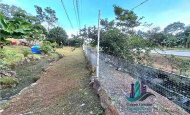 VENDO HERMOSA CASA VIA PRINCIPAL BOQUETE