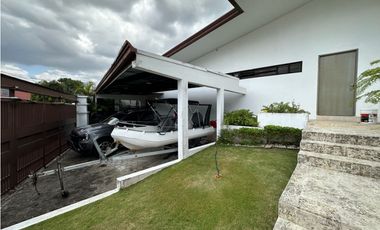 Se Vende Casa Remodelada en Betania MLS# 22051