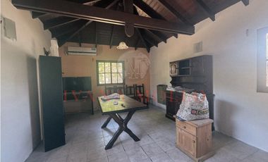 CASA EN VENTA SOBRE LOTE MULTIFAMILIAR