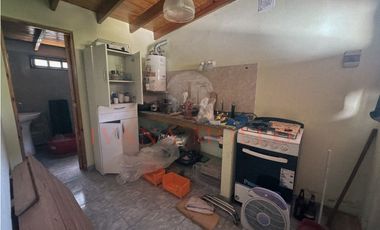 CASA EN VENTA SOBRE LOTE MULTIFAMILIAR