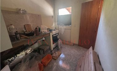 CASA EN VENTA SOBRE LOTE MULTIFAMILIAR