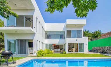 Casa en Fraccionamiento en Club de Golf Santa Fe Xochitepec - M2AI-833-Fr