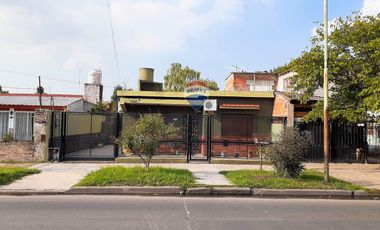 CASA 3 AMBIENTES LOMAS DE ZAMORA