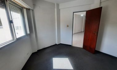 Departamento en alquiler en Lanus Oeste
