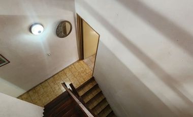 VENTA Amplio Triplex a 3 cuadras del mar
