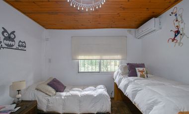 Casa venta Etcheverry 4 dormitorios parque pileta