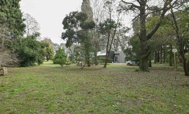 Casa venta Etcheverry 4 dormitorios parque pileta