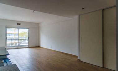 Venta Dpto. Monoamb balcón estrenar, V.Gral Mitre.