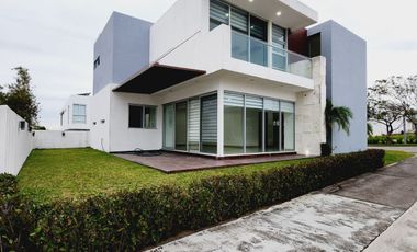 Casa en VENTA en Esquina y frente area verde Fracc PUNTA TIBURON