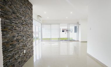 Casa en VENTA en Esquina y frente area verde Fracc PUNTA TIBURON