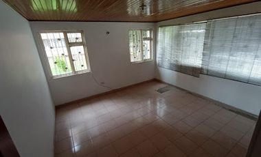 ARRIENDO de CASA COMERCIAL en BOGOTA