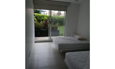 ALQUILO CASA VACACIONAL  ANAPOIMA EN CONJUNTO - POR NOCHE - MENSUAL
