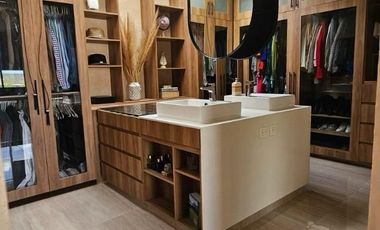 ORIGINAL RESIDENCIA EN VENTA EN CONDOMINIO PRIVADO AL NORPONIENTE DE LA CIUDAD