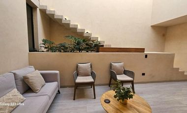 ORIGINAL RESIDENCIA EN VENTA EN CONDOMINIO PRIVADO AL NORPONIENTE DE LA CIUDAD