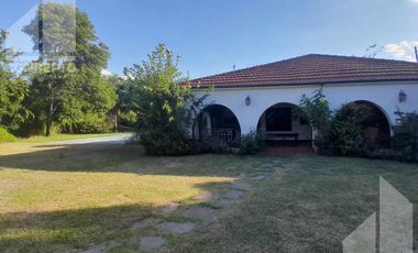 Casa 2 Dormitorios y Pileta