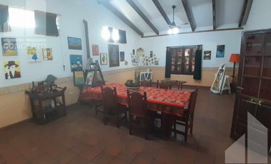 Casa 2 Dormitorios y Pileta