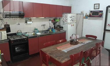Casa 2 Dormitorios y Pileta
