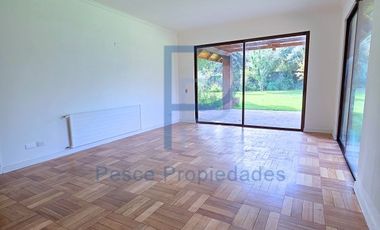 ESTUPENDA Y AMPLIA CASA EN SANTUARIO DEL VALLE ESTILO INGLÉS