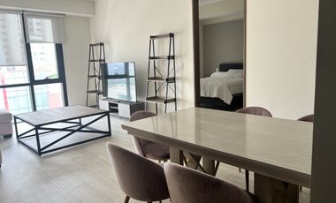 Departamento en venta amueblado en Cosmocrat Interlomas