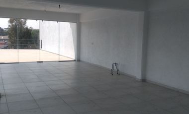 Local con Terraza, en zona con mucha afluencia